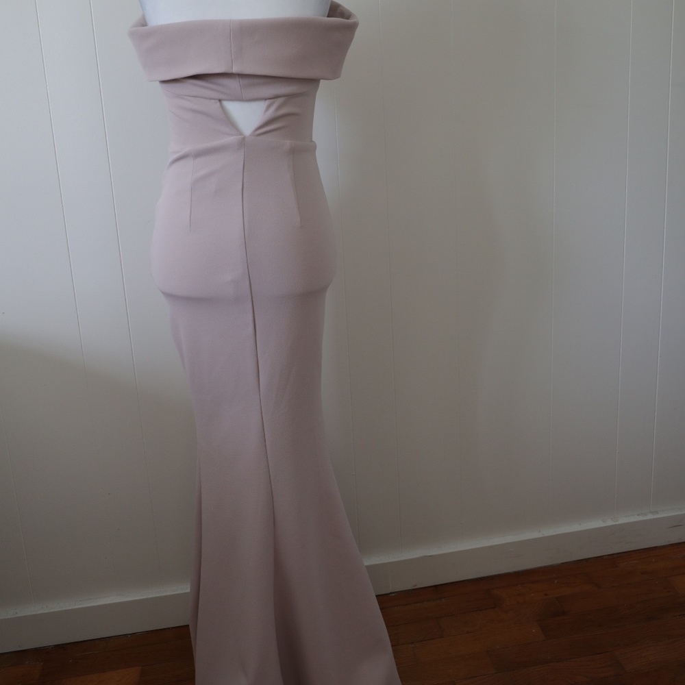 Katie May Legacy Gown in Dove - Picture 3 of 8